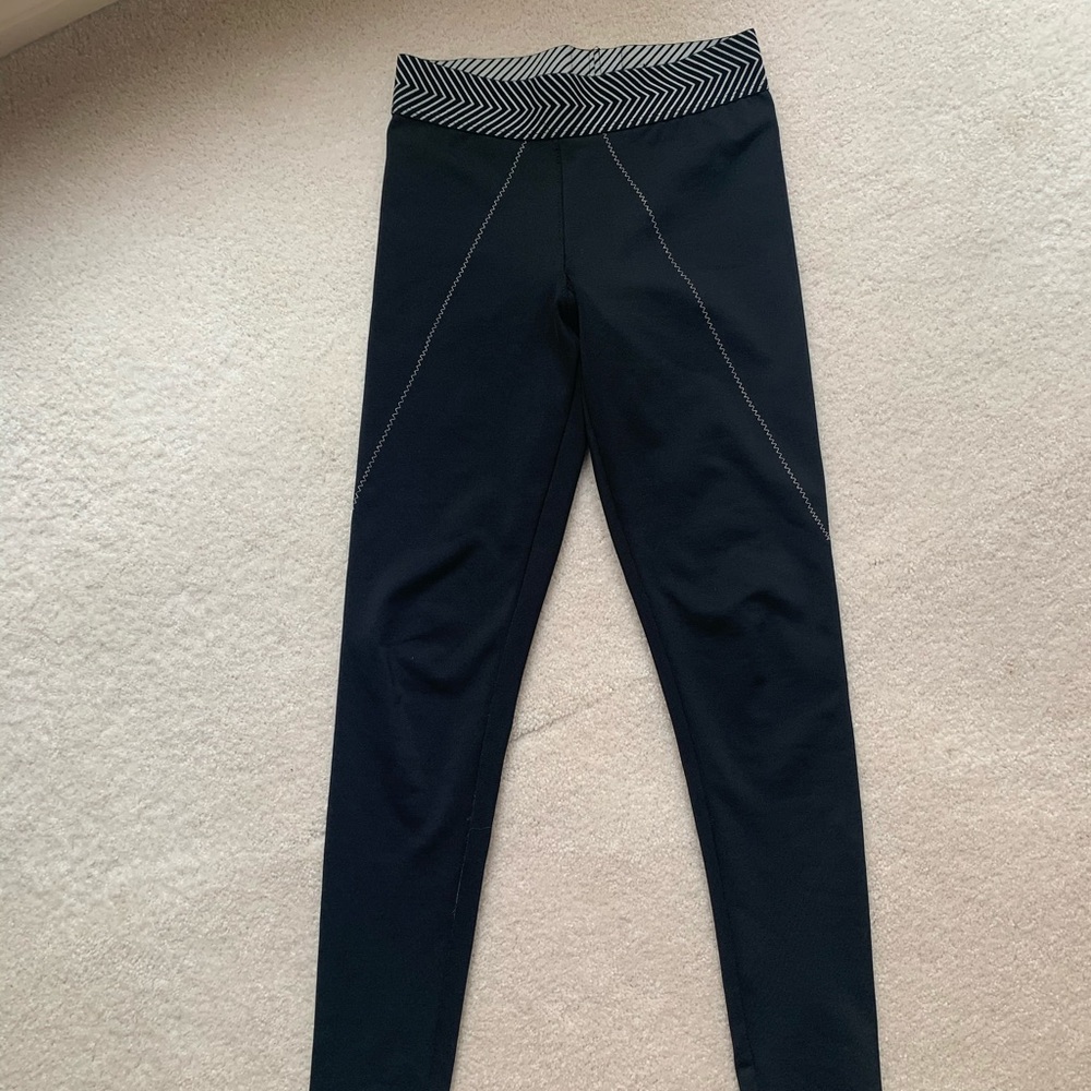Revolve workout set!! - Picture 3 of 4